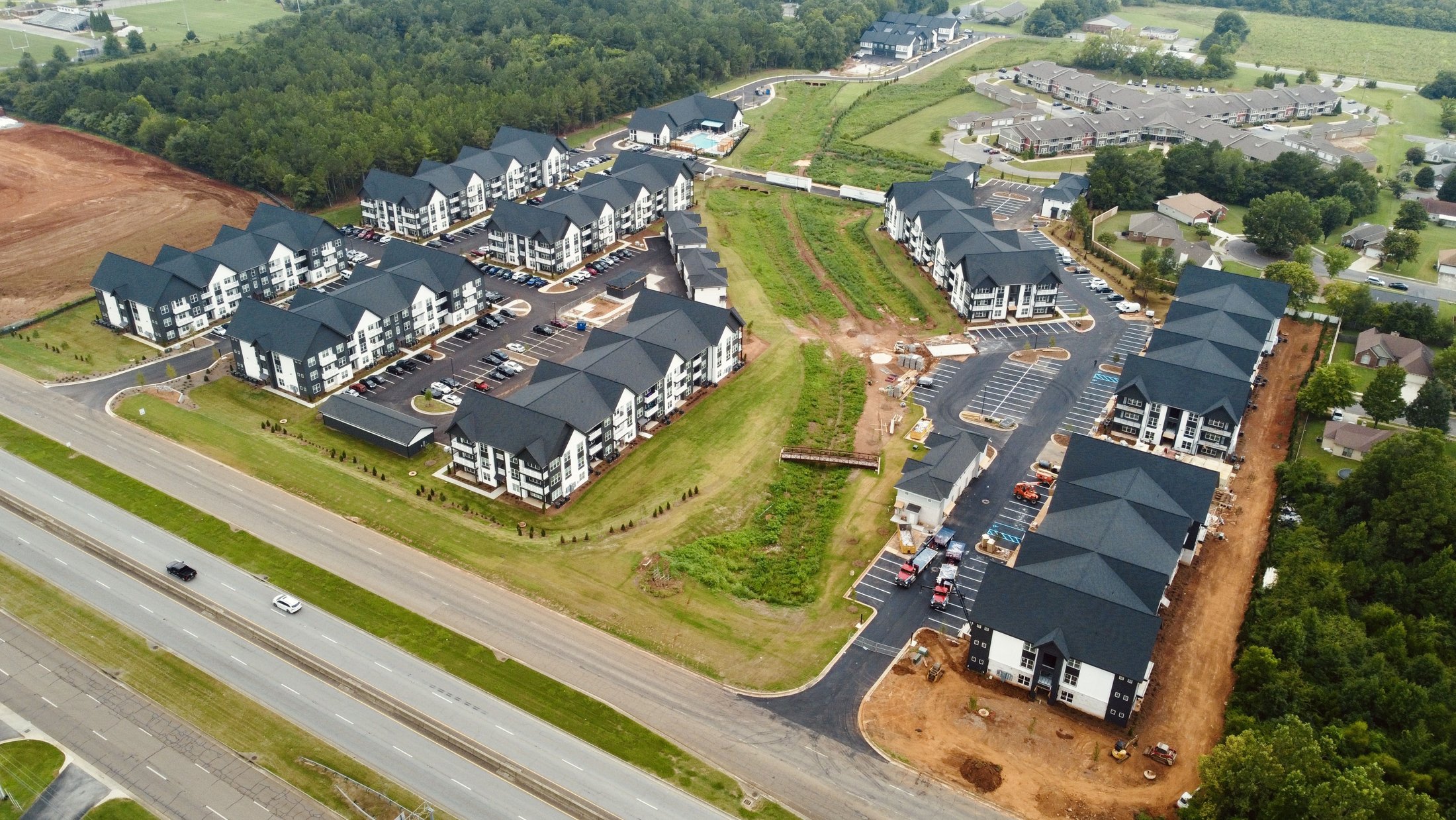 Aerial view of Laurel at Dry Creek apartment community in Huntsville, Alabama